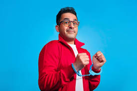 بلاغ من أحمد حلمي ضد مدير منزله… اتهامات بالاحتيال وفواتير وهمية