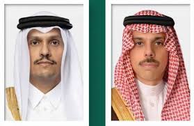 اتصال قطري سعودي لبحث التصعيد… إدانة مشتركة للهجمات الإيرانية والدعوة لاحتواء الأزمة