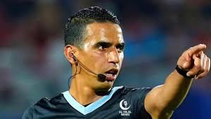 حكم مغربي لإدارة قمة الأهلي والترجي في دوري الأبطال