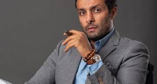 حبس وائل عبد العزيز شقيق الفنانة ياسمين عبد العزيز شهراً مع إيقاف التنفيذ بكفالة