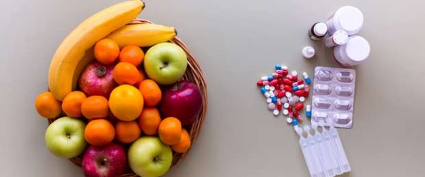 أطعمة ومشروبات تقلل فعالية الأدوية… نصائح لتجنب التداخلات الضارة