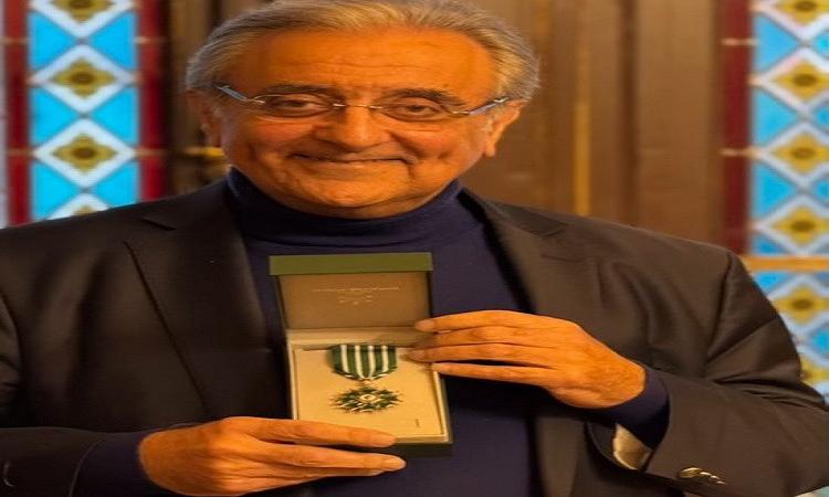 وزيرة الثقافة تهنيء العالمي رمزي يسى بمناسبة منحه وسام فارس للفنون والآداب من فرنسا