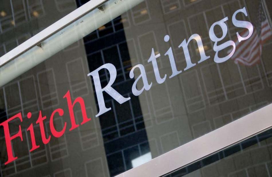  وكالة فيتش تضع 8 بنوك قطرية تحت المراقبة السلبية بسبب مخاطر الحرب مع إيران