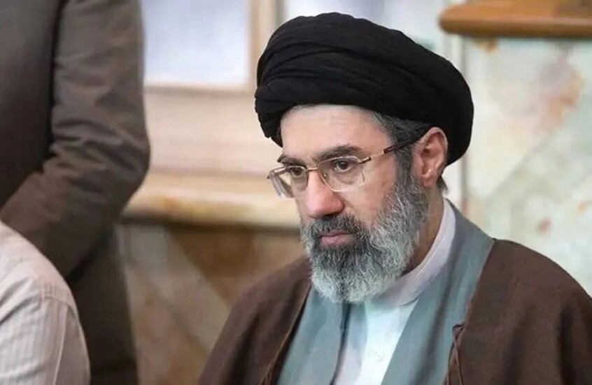 المرشد الإيراني: سنفرض واقعا جديدا في مضيق هرمز ونرفض الوجود الأميركي بالمنطقة