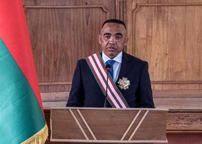 إحباط محاولة اغتيال استهدفت رئيس مدغشقر وزوجته داخل مقر إقامتهما