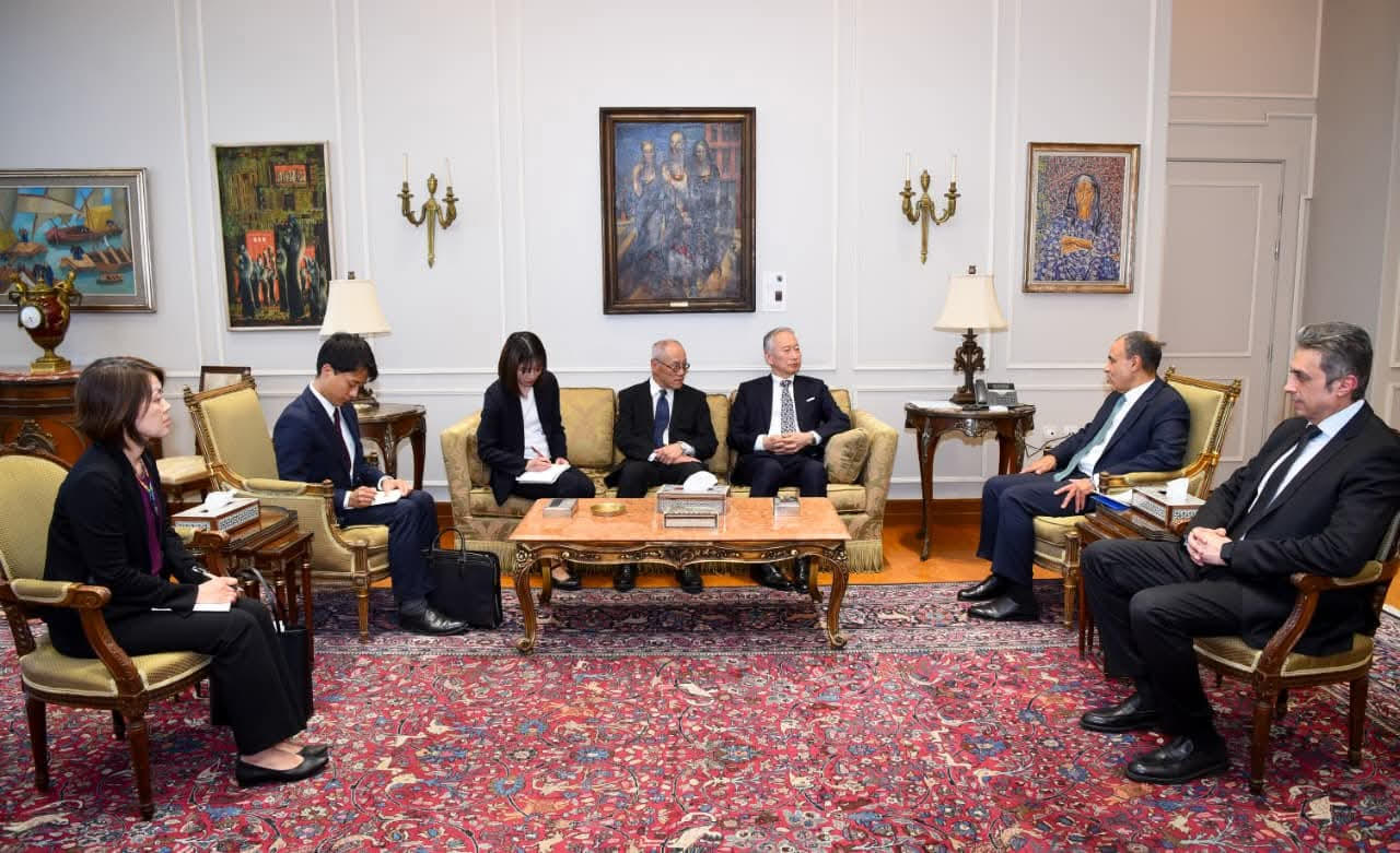 وزير الخارجية يلتقي المبعوث الياباني لملف إعادة بناء ومساعدات غزة