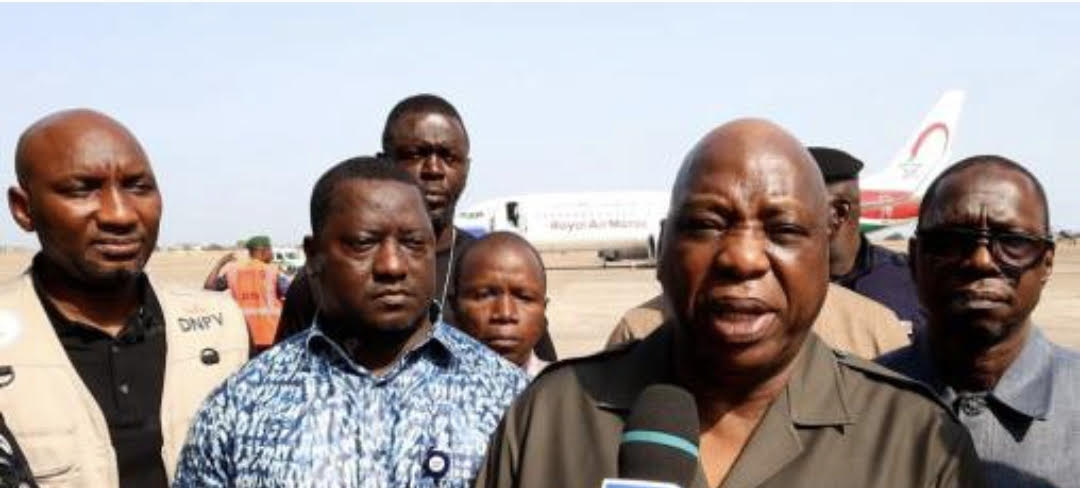 غينيا تشيد بجهود العاهل المغربي بعد العملية الإنسانية الخاصة بعودة مواطنين غينيين إلى بلادهم