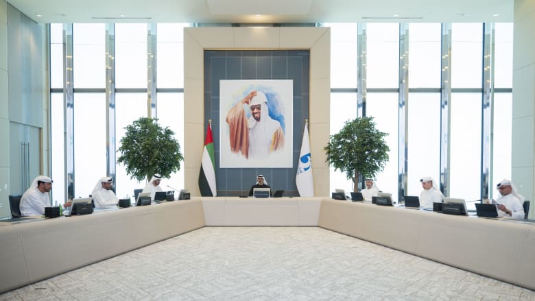 الإمارات تبني خط أنابيب نفطي جديد يتجاوز مضيق هرمز 