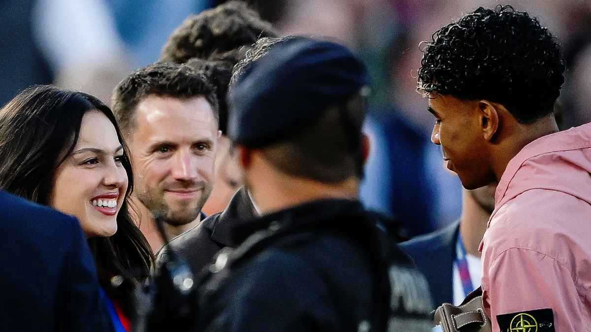 لامين يامال يخطف الأضواء في الكلاسيكو وحديثه مع أوليفيا رودريغو يثير الجدل
