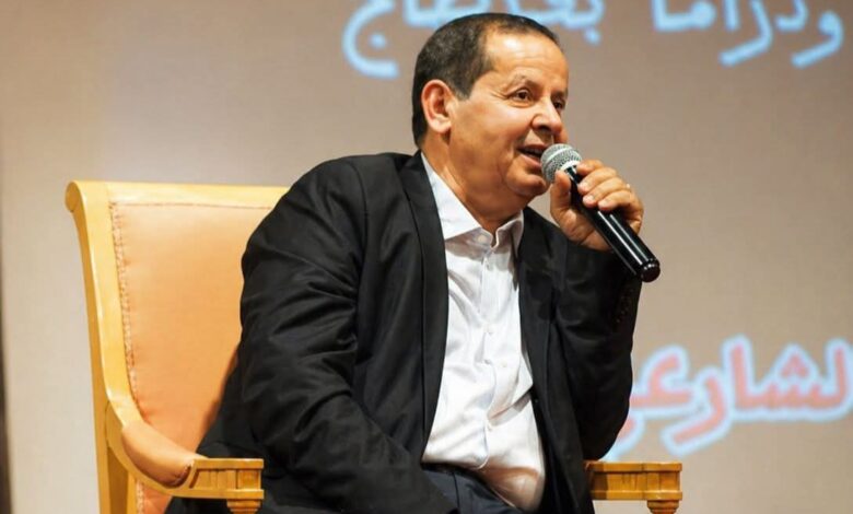 إكرام عزوز في حوار خاص مع “أنباء عربية”: “من شارع الحبيب بورقيبة إلى العالمية… هكذا نبني المسرح الجديد”