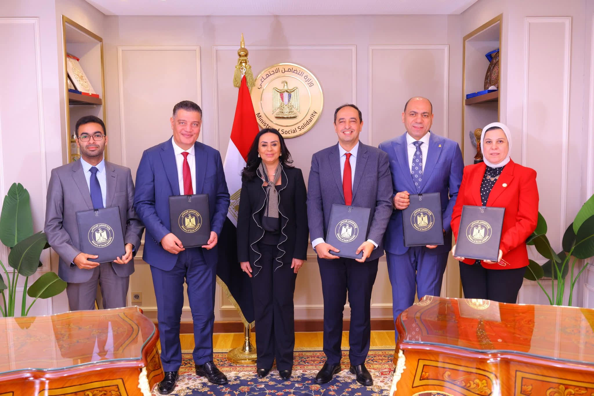 بروتوكول تعاون لخدمة «بلا مأوى» من مرضى الإدمان… علاج مجاني وفرق متنقلة واستجابة عبر الخط الساخن