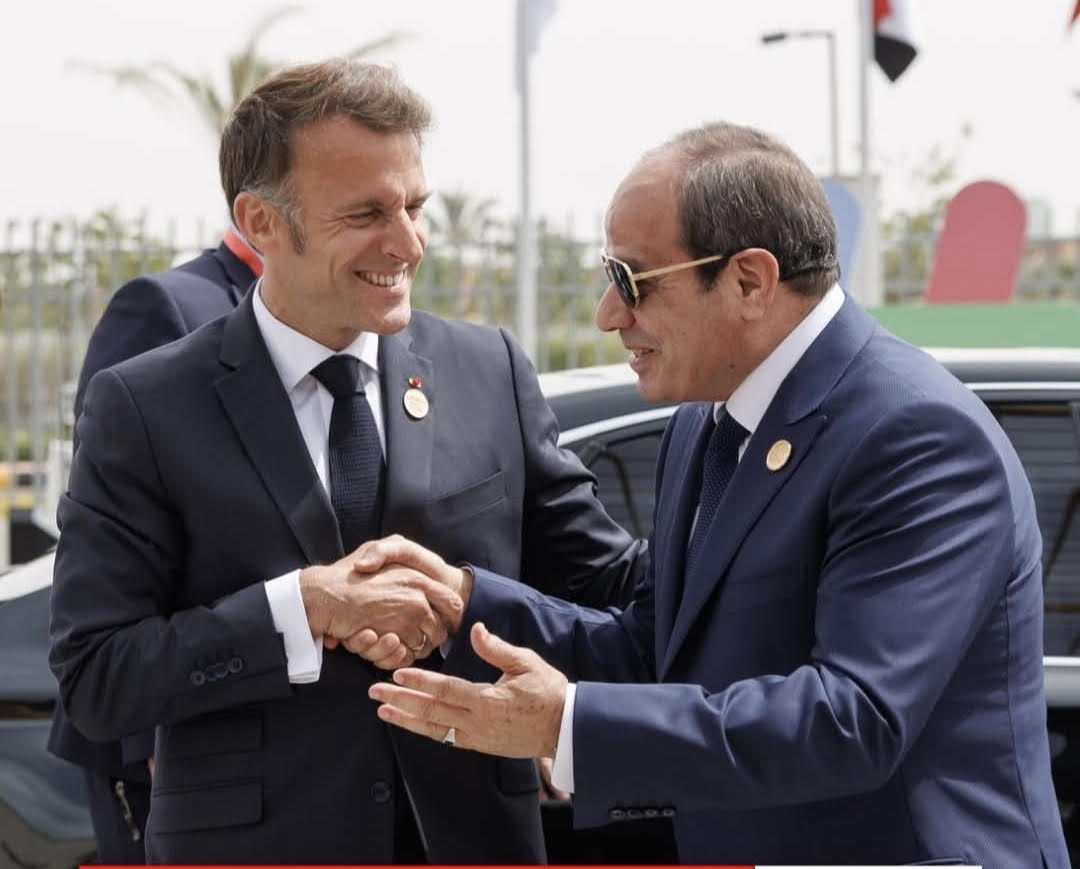 الإعلام الفرنسي يشيد بزيارة الرئيس الفرنسي إيمانويل ماكرون إلى الإسكندرية ومباحثاته مع الرئيس المصري عبد الفتاح السيسي
