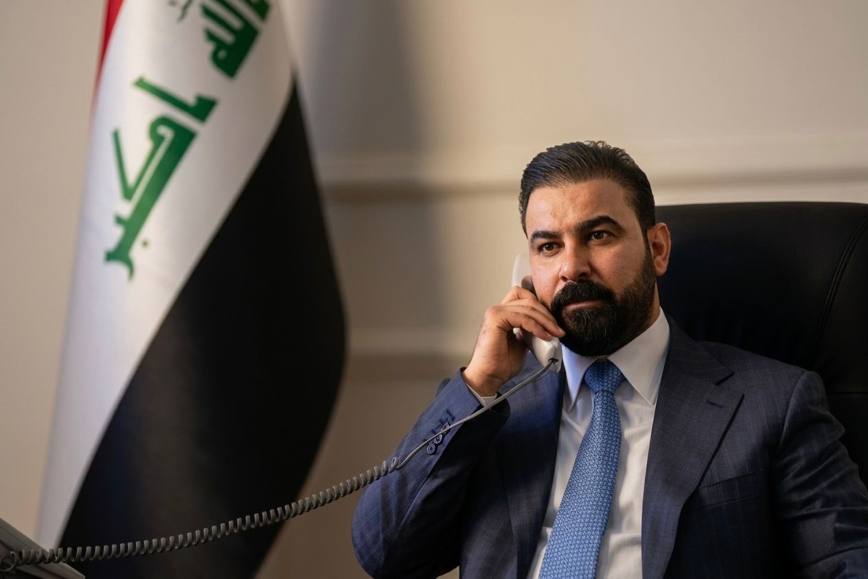 علي الزيدي يوقف مشروع تطوير مطار بغداد الدولي بسبب الفساد 
