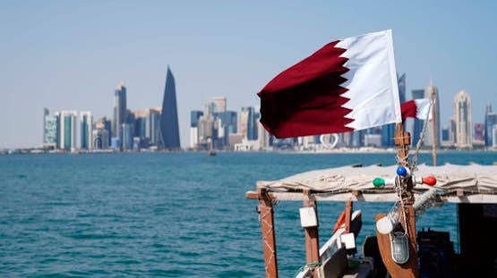 قطر تدعو إلى وقف الإبحار والأنشطة البحرية مؤقتا حتى إشعار آخر