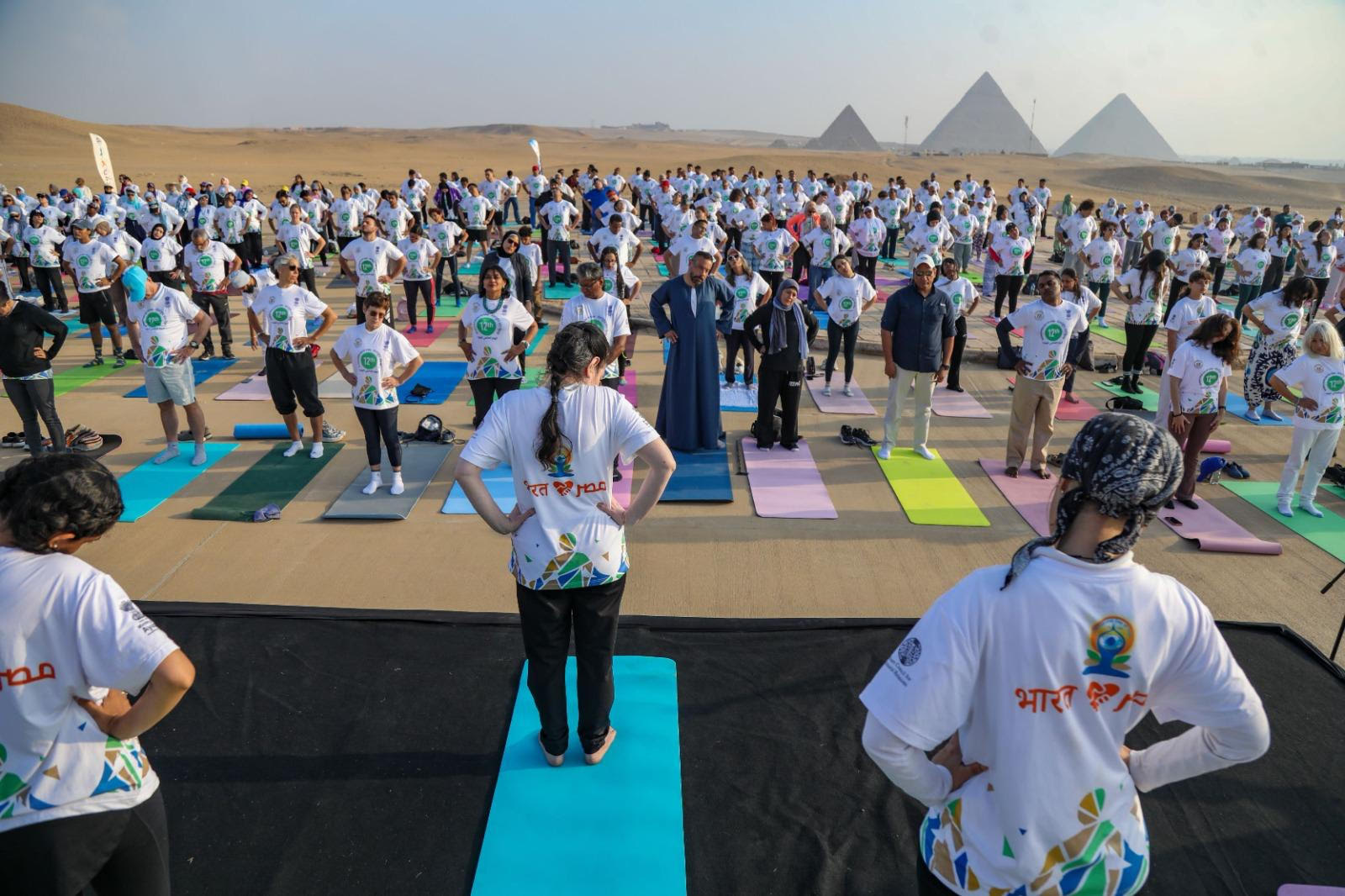 سفارة الهند تحتفل باليوم العالمي الثاني عشر لليوجا 2026 عند جوهرة مصر الخالدة – أهرامات الجيزة