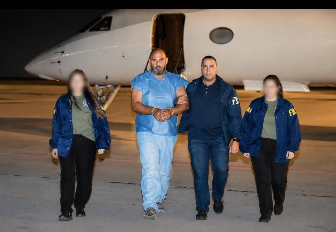 بعد عام من الفرار… FBI تلقي القبض على متهم في قضية احتيال بـ3.7 مليار دولار على برنامج الرعاية الصحية الأميركي