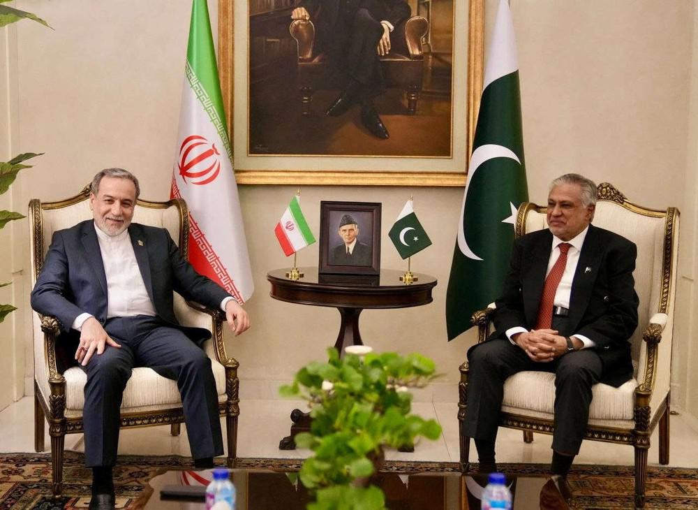 زيارة باكستانية إلى طهران تثير التكهنات بشأن استئناف المحادثات الأميركية الإيرانية في سويسرا