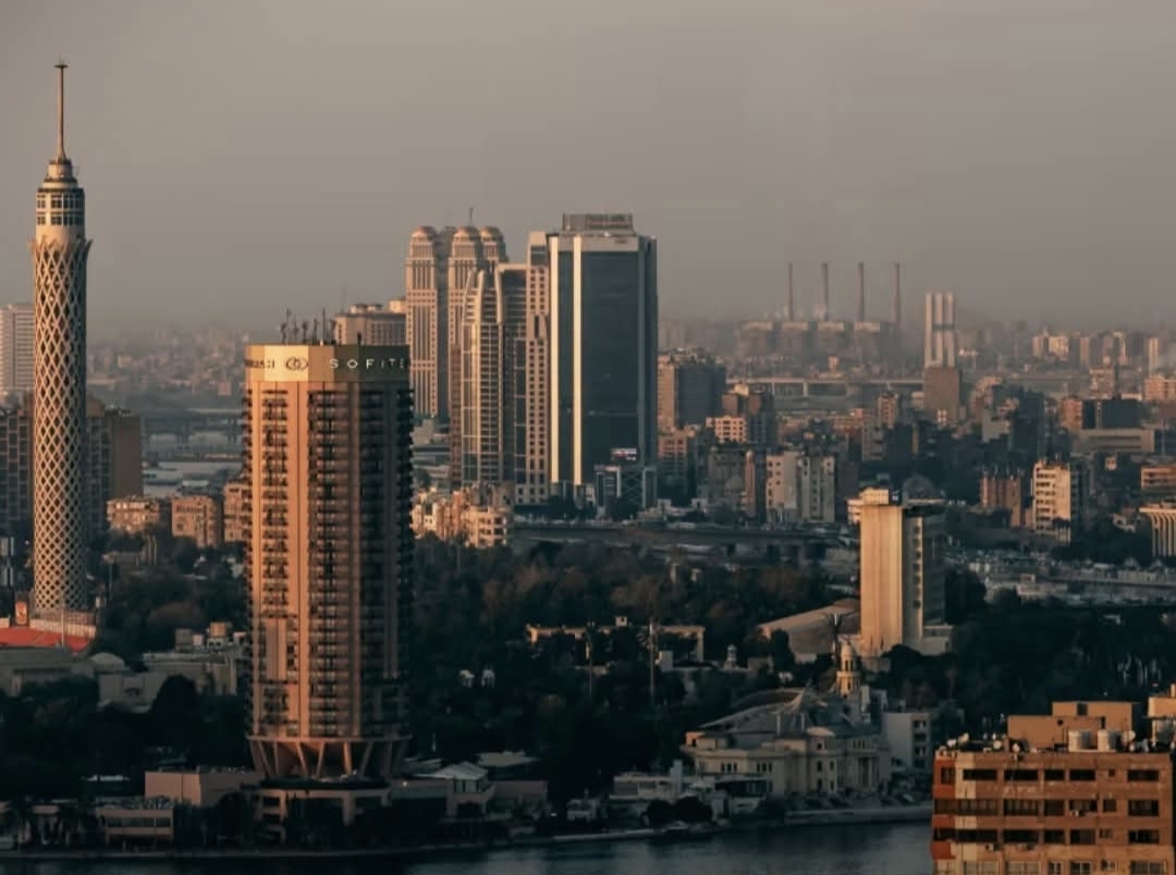 الأرصاد المصرية: استمرار الأجواء شديدة الحرارة ورياح مثيرة للرمال في عدة مناطق