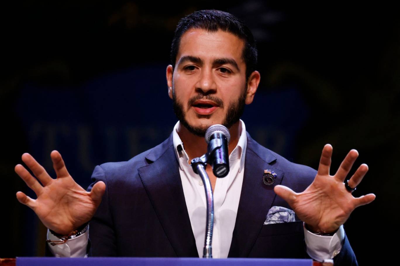 «لا سمح الله أن يصبح رئيسا»… فانس يحذر من وصول عبدول السيد إلى البيت الأبيض وترمب يهاجم «الاشتراكيين الديمقراطيين»