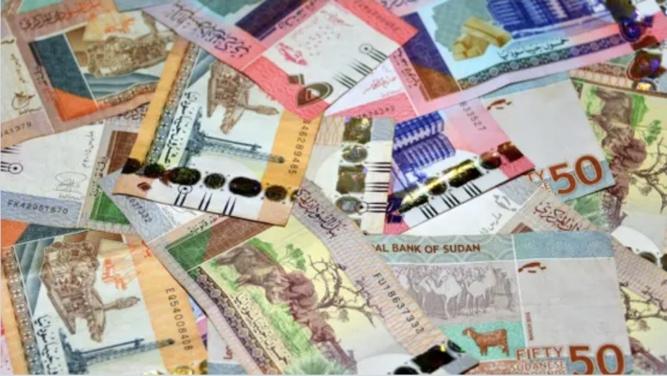 الجنيه السوداني ينهار في السوق الموازية ويفقد 90%  من قيمته أمام الدولار