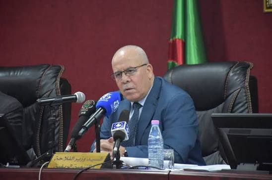 الجزائر تتحرك لتأمين احتياجاتها من القمح… مناقصة دولية والأسعار الأولية تقترب من 289 دولارا للطن