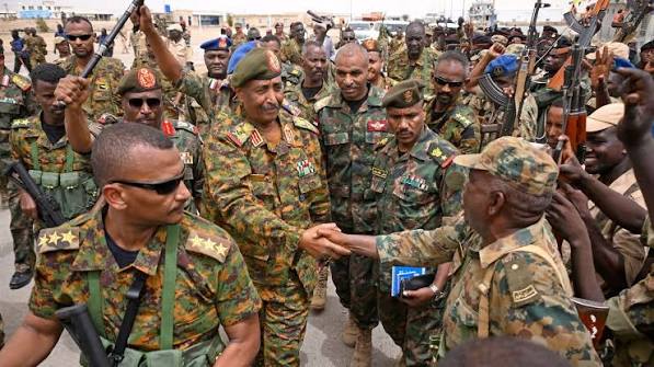 مصادر عسكرية: ضربات للجيش السوداني تستهدف مواقع الدعم السريع وتعزيزات تصل إلى جبهات القتال