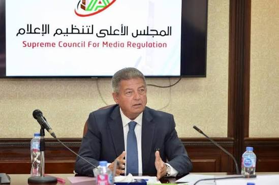 بعد شكاوى من «بيع الهواء»… الأعلى للإعلام يراجع عقود القنوات الخاصة ويوقف البرامج المخالفة