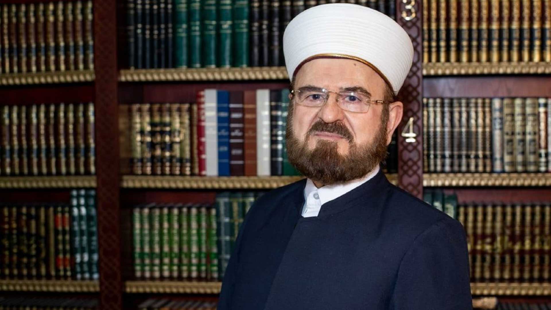 القره داغي يتراجع بعد عاصفة غضب في المغرب بسبب بيان عن مدينة سبتة المغربية ويحمل المسؤولية لفريقه الإعلامي 