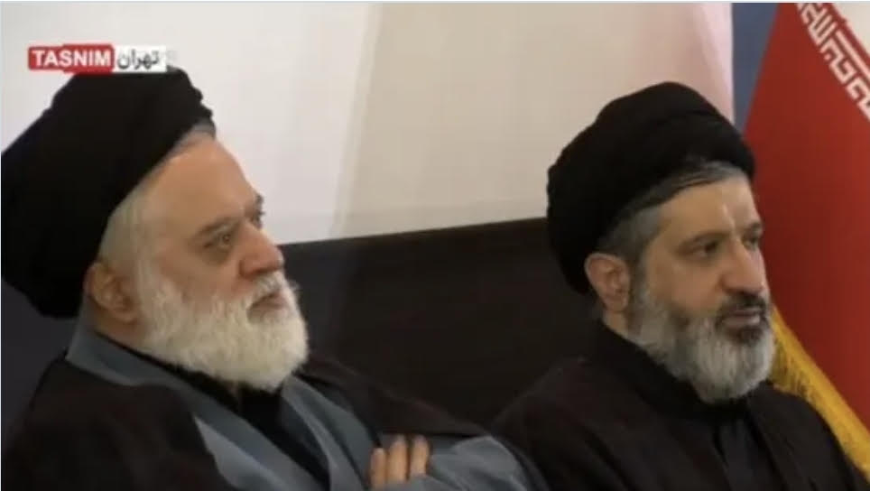 ظهور نجلي خامنئي في ذكرى وفاته يعيد تسليط الضوء على غياب مجتبى