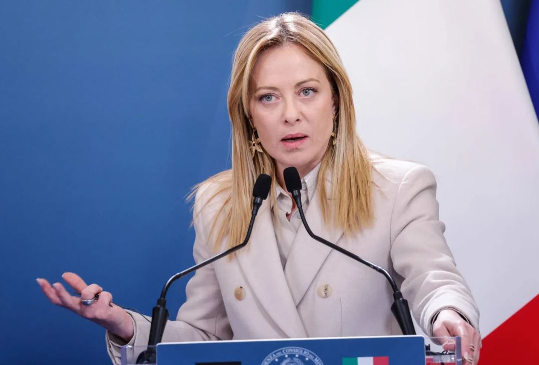 إيطاليا تتجه لحظر البرقع والنقاب في المدارس