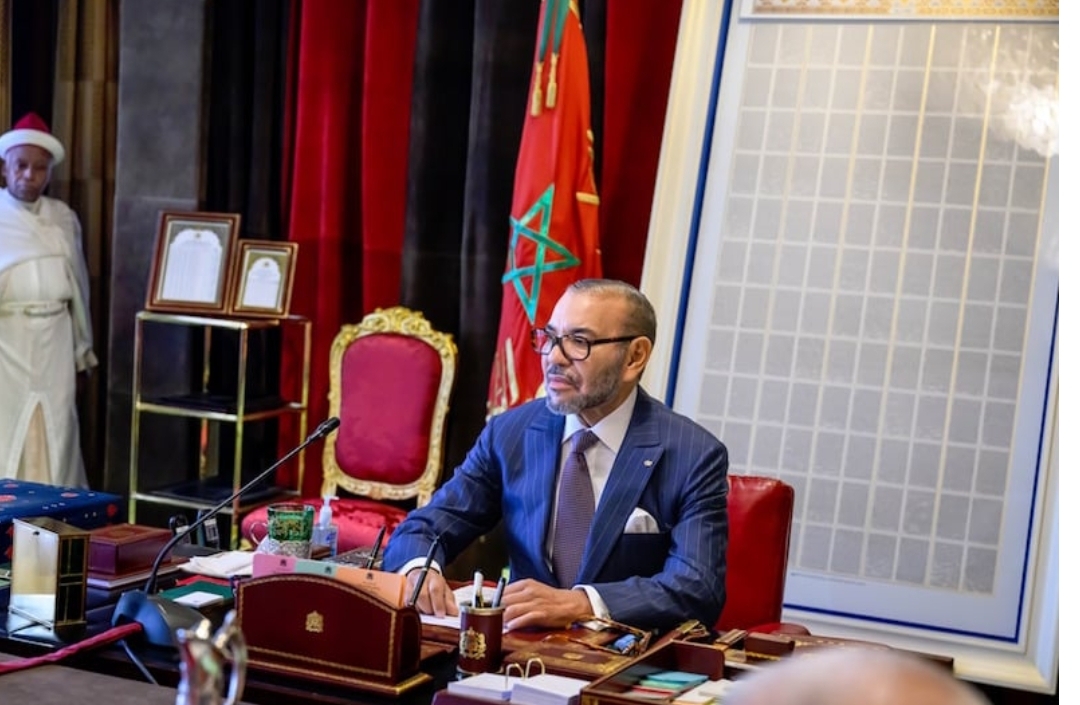 الملك محمد السادس يترأس جلسة عمل لتسريع إنجاز ميناء الناظور غرب المتوسط وإطلاق مشروع طنجة المتوسط 3