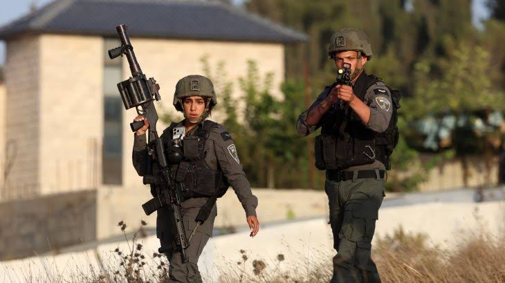 مقتل فلسطيني برصاص القوات الإسرائيلية في الخليل وتصعيد الاعتداءات بالضفة الغربية