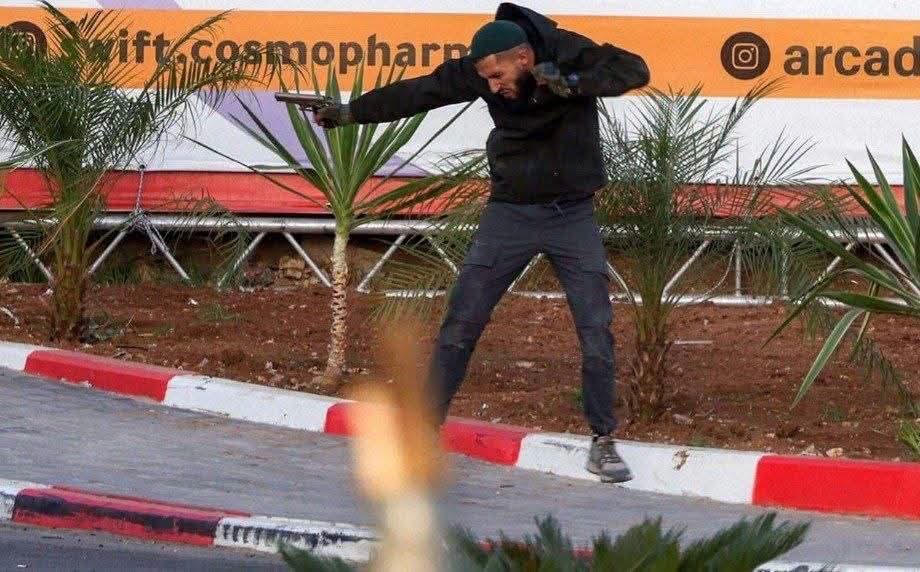 هجوم مسلح شمال الخليل يسفر عن 5 مصابين… وبن غفير يدعو إلى تفكيك السلطة الفلسطينية
